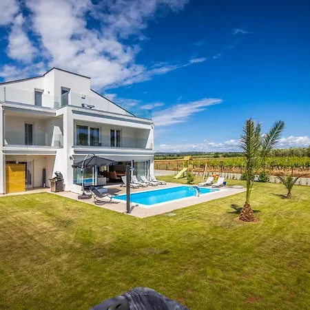 Eni East Villa *